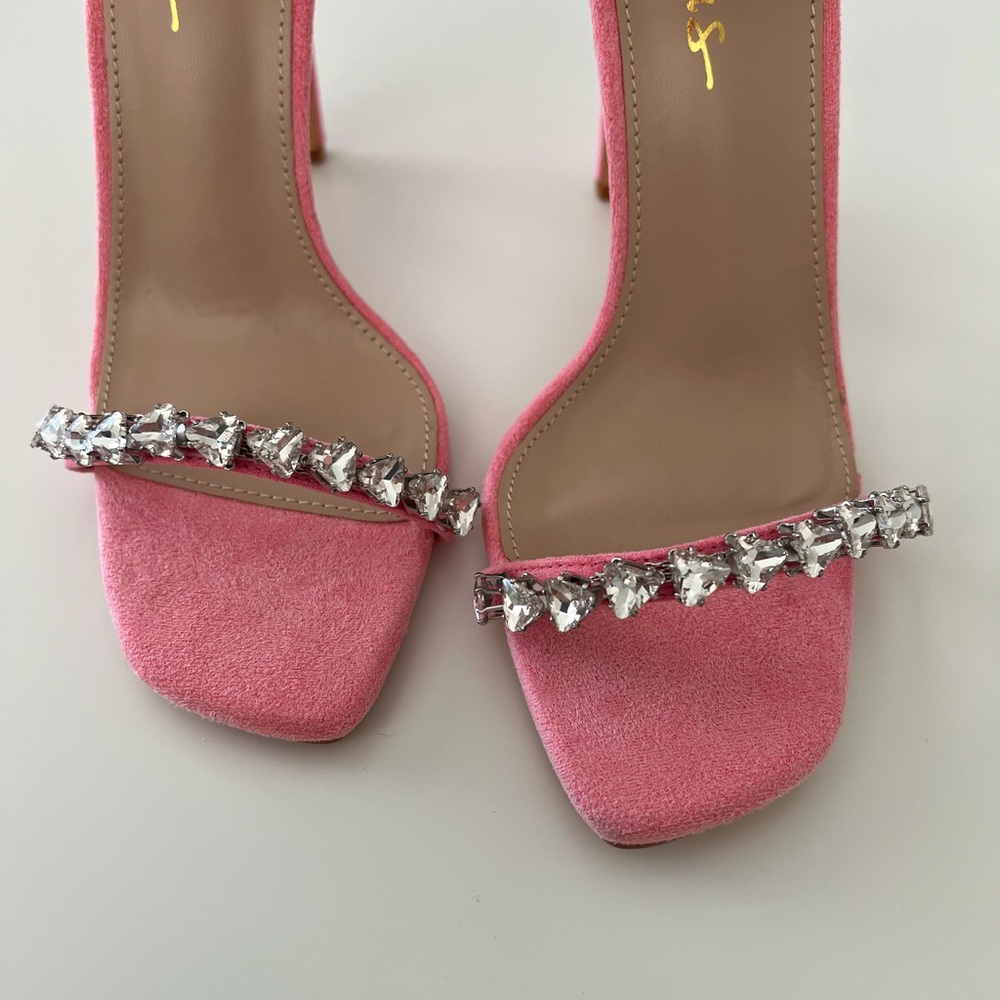 Lulus Pink Suede High-heels with Rhinestones - Picture 2 of 9